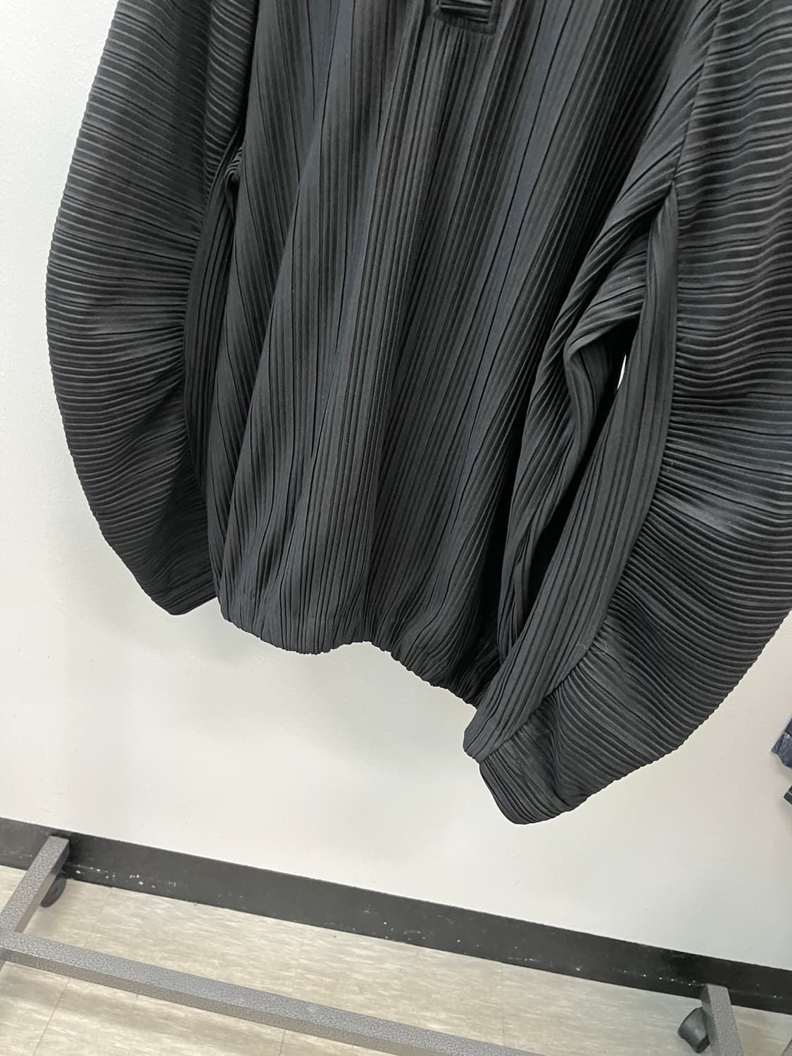 여) 킴스어패럴 플리츠 오버 후드 상품이미지4