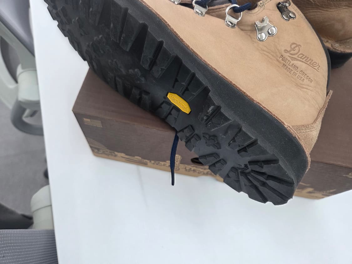 대너 마운틴 패스  270사이즈 상품이미지3