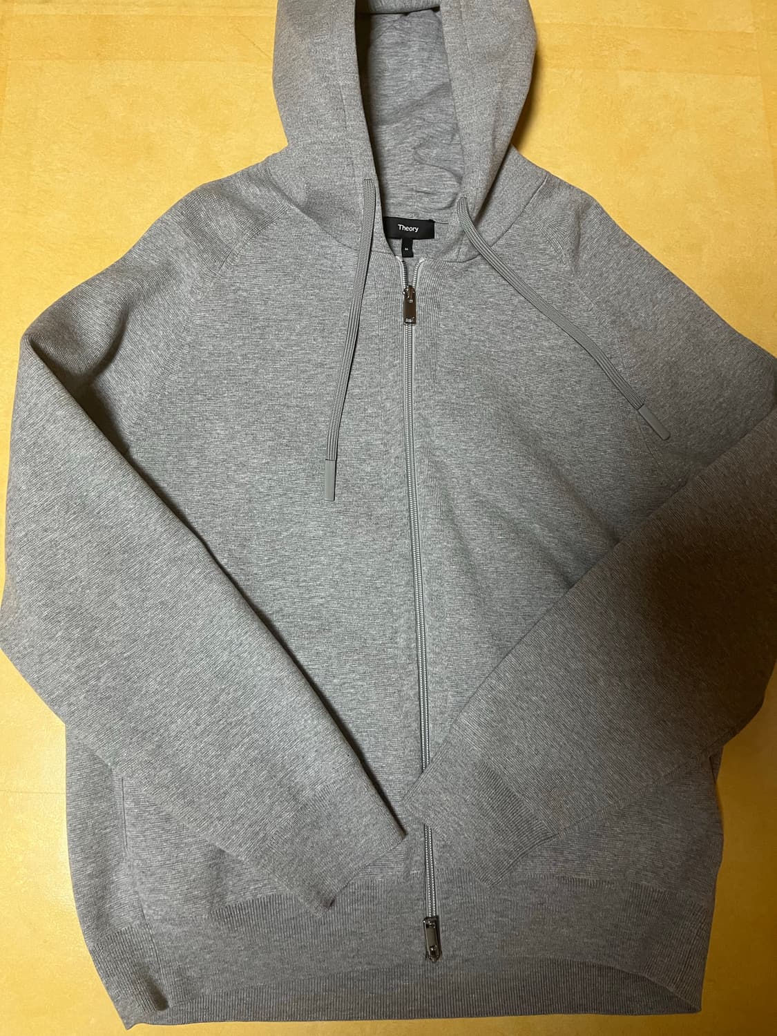 띠어리 자고후드 집업 M사이즈 새상품 판매합니다. 상품이미지2