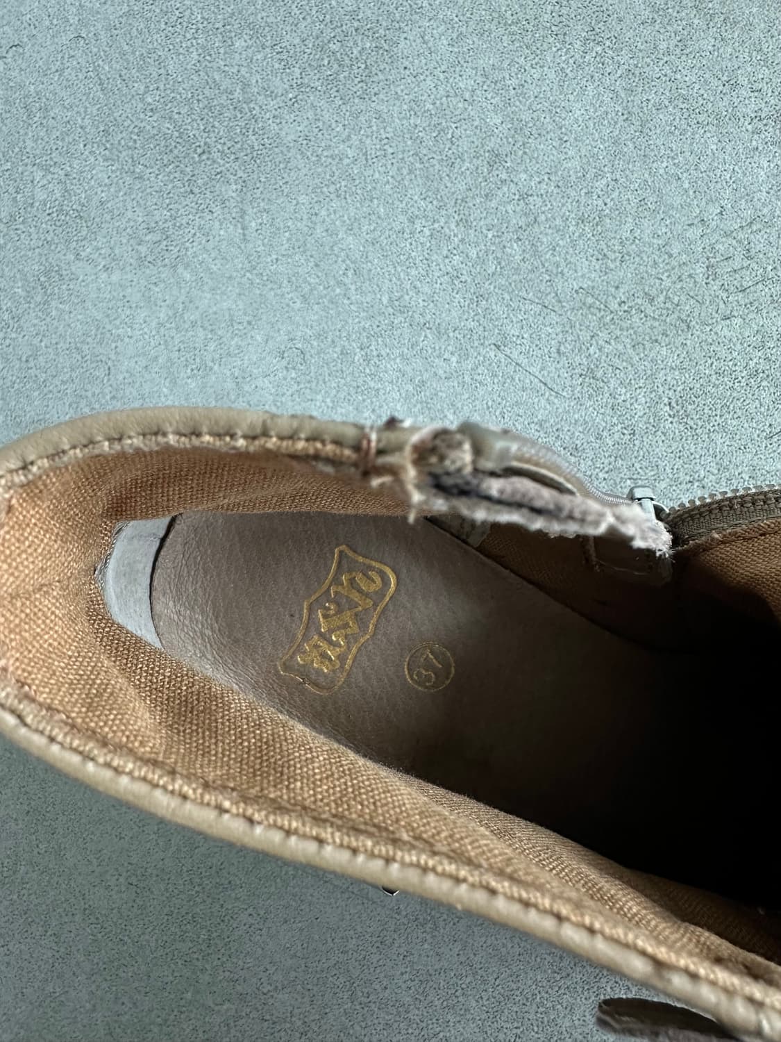 Ash 베이지 버클 레더 웨지 스니커즈 상품이미지8