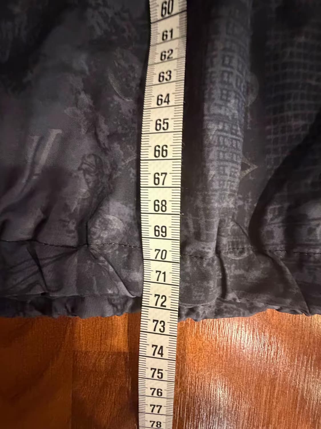 [루이;비통] 새상품 / 바람막이 점퍼 / 약 110 사이즈 오버핏 상품이미지6