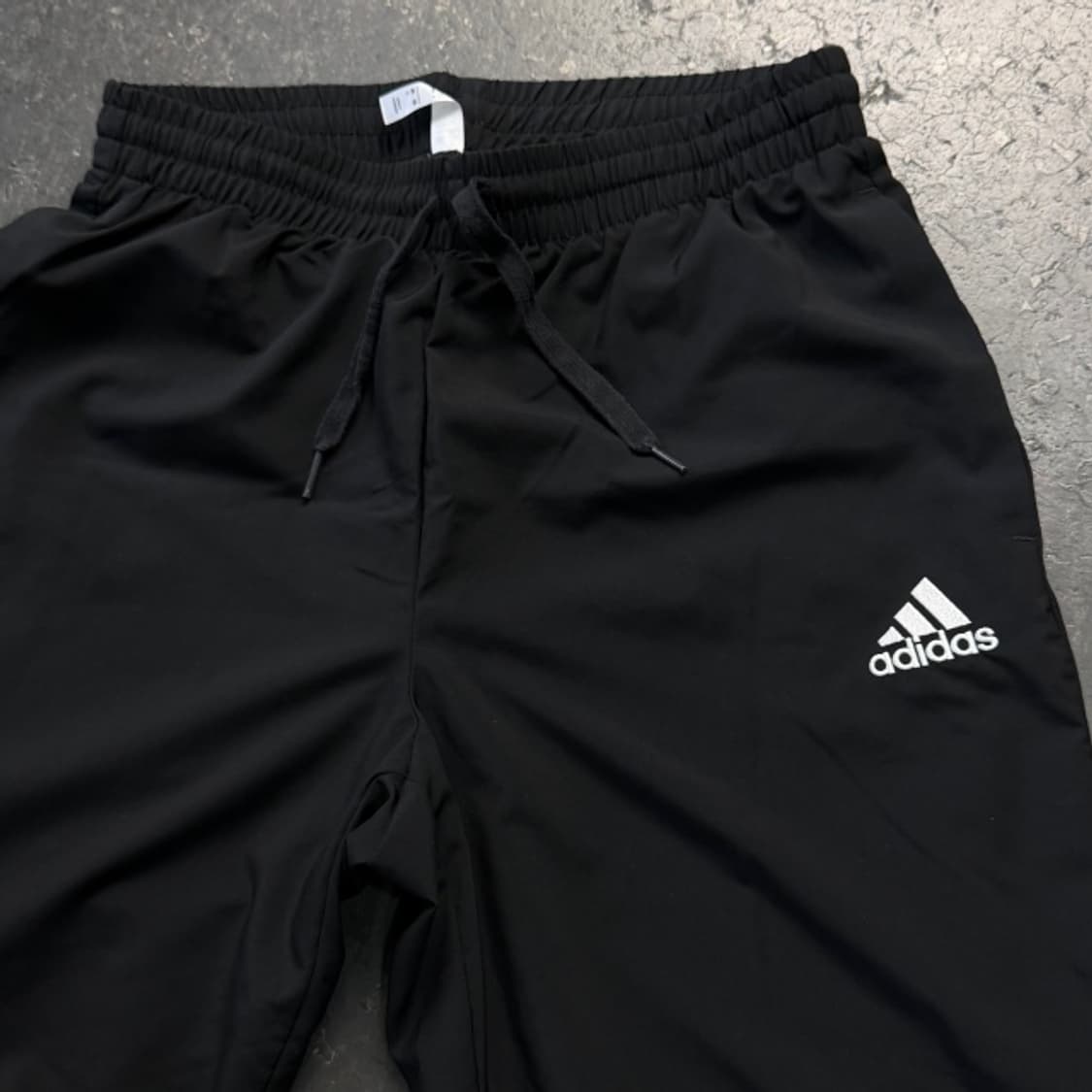 105 아디다스 나일론 팬츠 상품이미지2