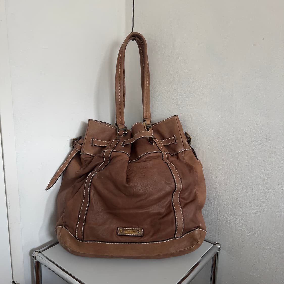 Burberry 버버리 tan lambskin granville 토트백 상품이미지1