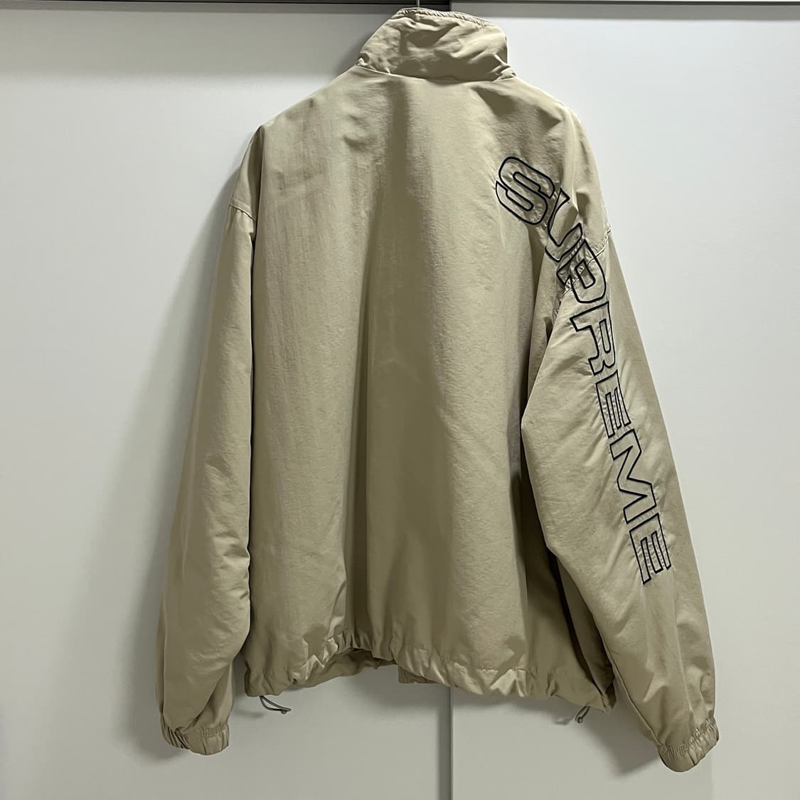 슈프림 스펠아웃 트랙 자켓 샌드 23FW M 상품이미지3