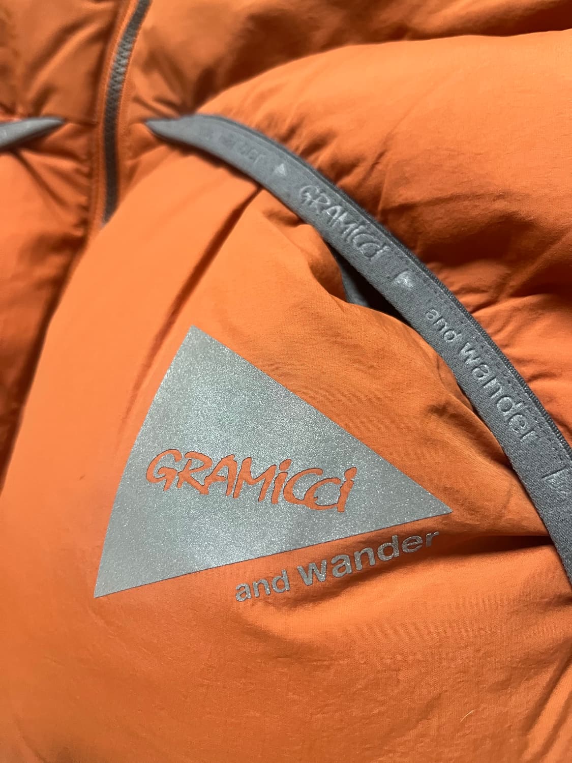 [m] 앤드원더 그라미치 다운 베스트 패딩 조끼 오렌지 상품이미지4