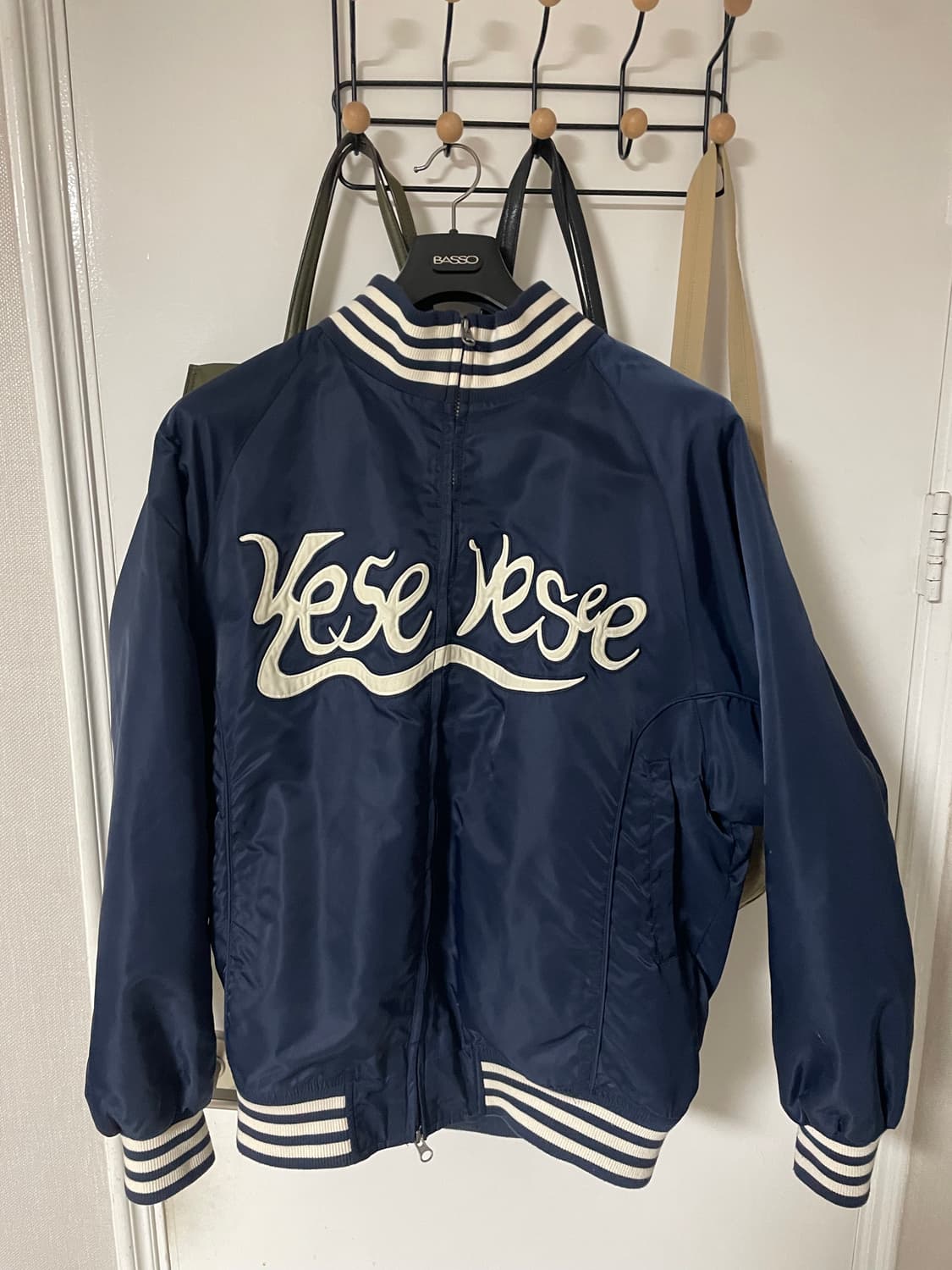 예스아이씨 하이넥 스타디움 자켓 네이비 L 상품이미지1