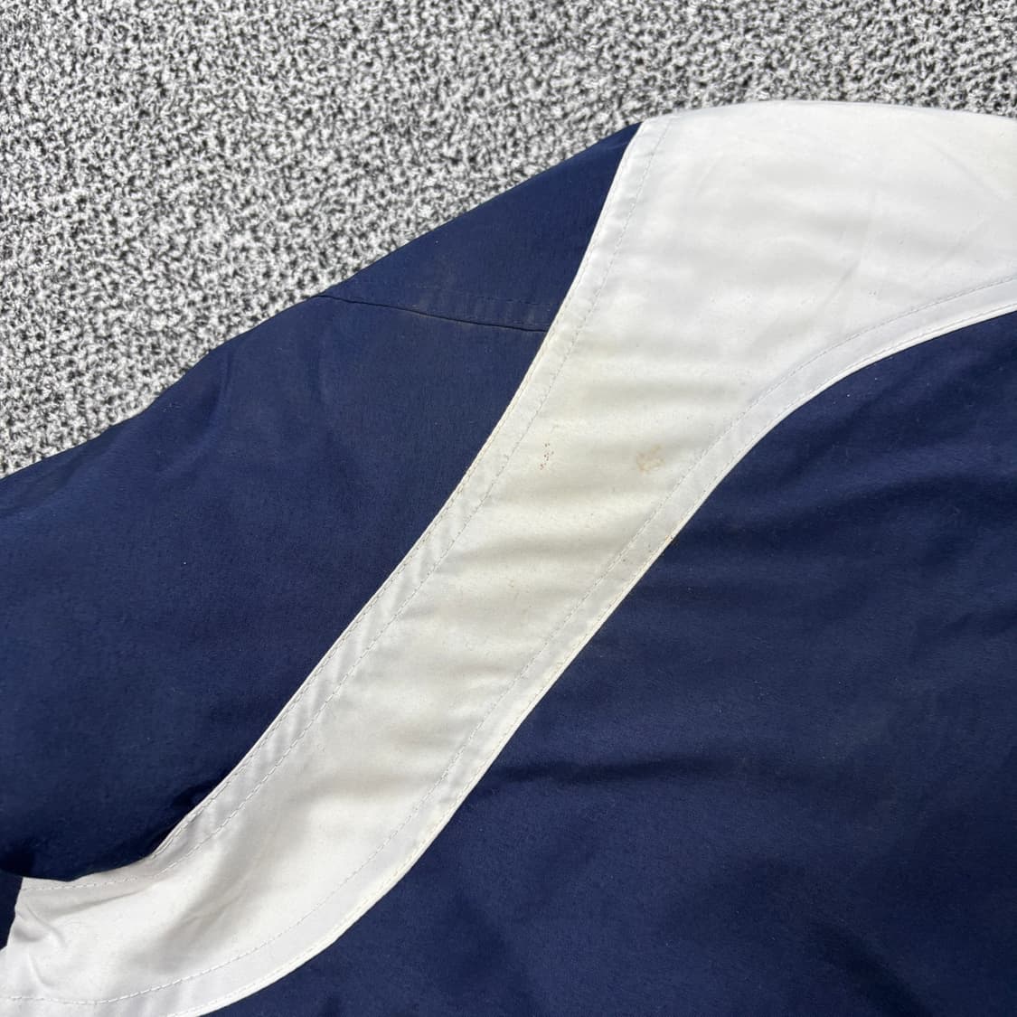 아디다스 90s 네이비 화이트 누빔 점퍼 (100) 상품이미지6