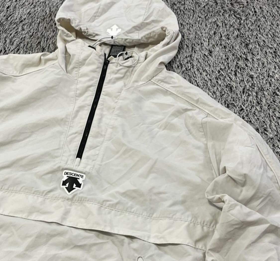 데상트 바람막이 아노락 95/M 상품이미지2