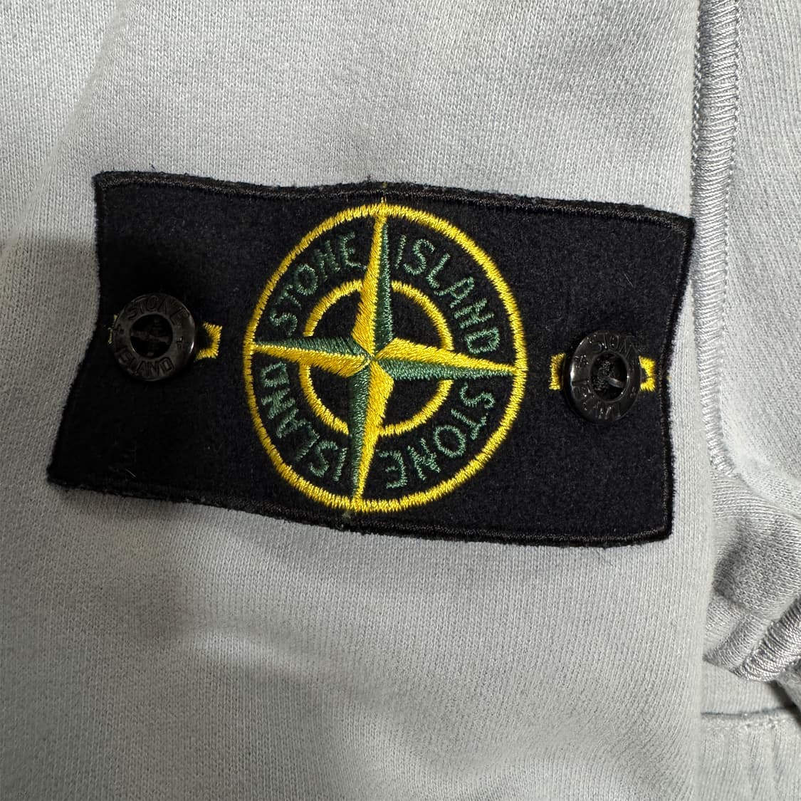 스톤아일랜드 와펜 패치 코튼 후드 V0061 상품이미지4