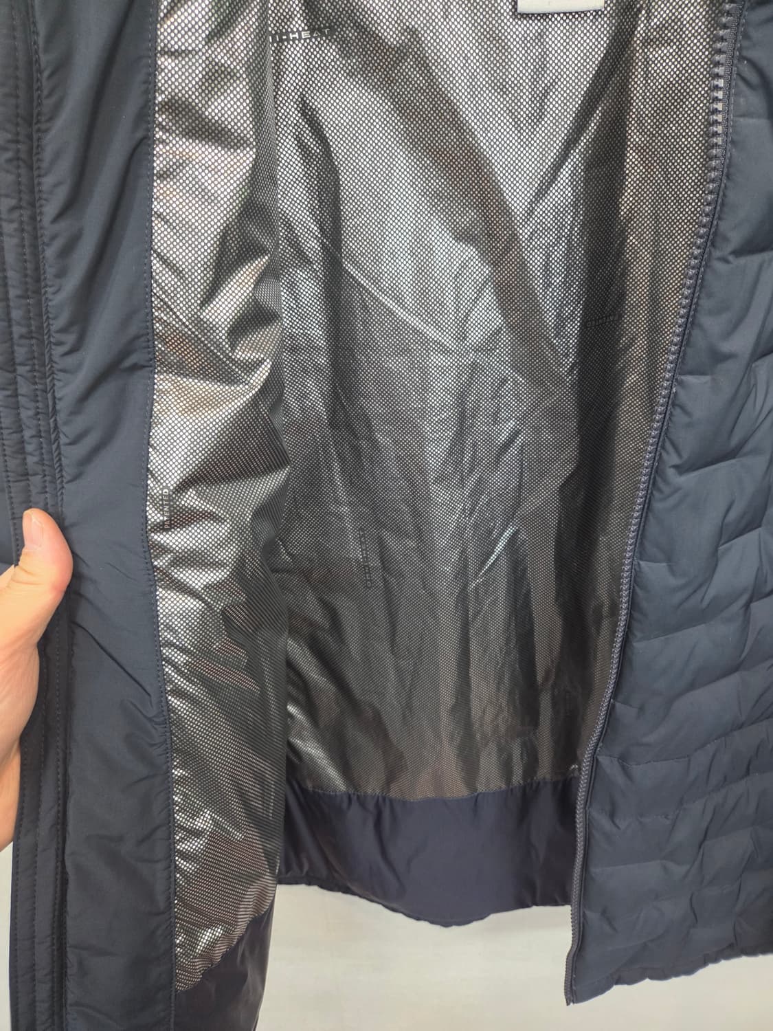 컬럼비아 옴니히트 트레일 구스다운 경량패딩 L 상품이미지4