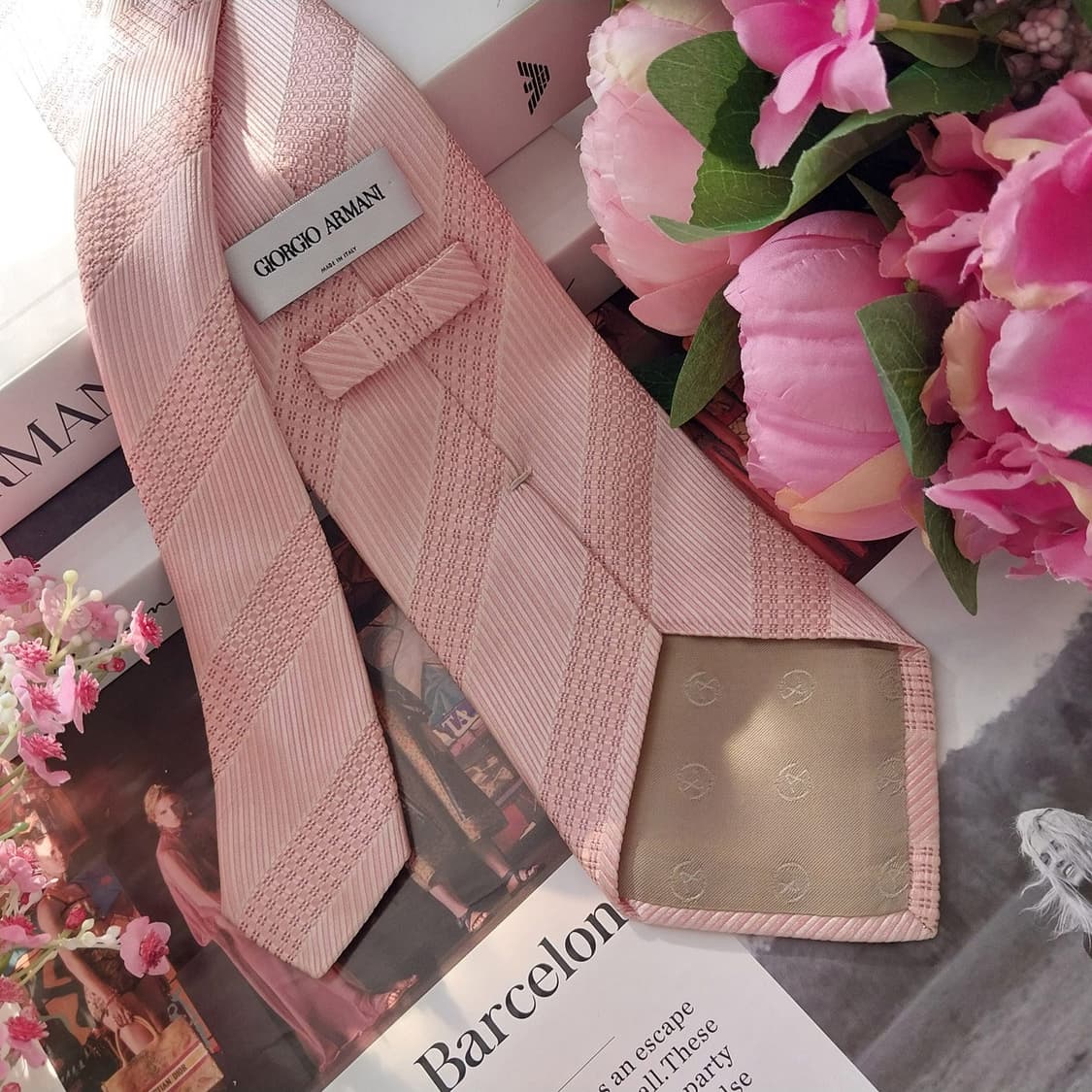 조르지오 아르마니 실크 스트라이프 넥타이 9.6cm A-등급 K1401
 상품이미지4