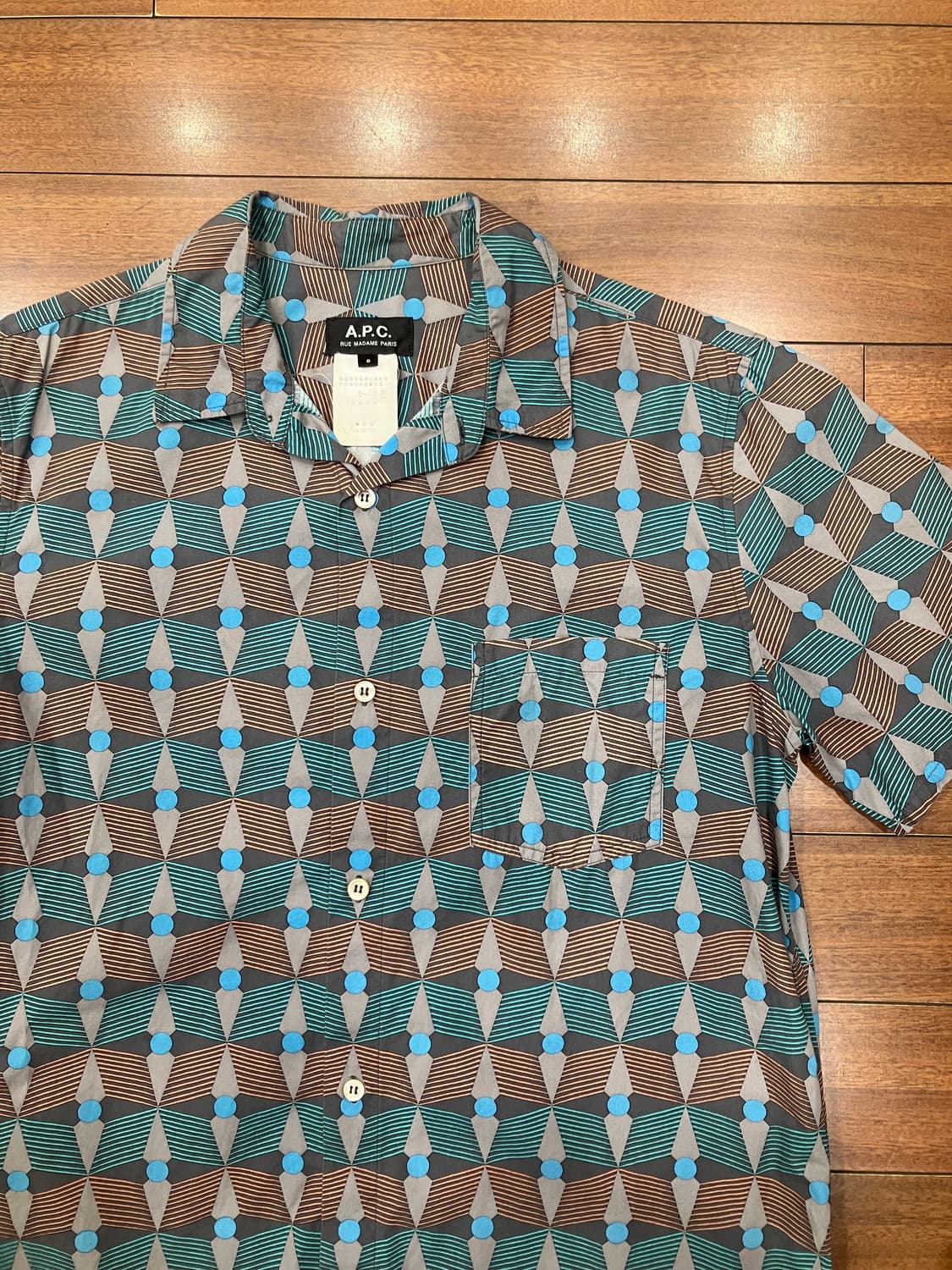 아페쎄 반팔 셔츠 상품이미지2