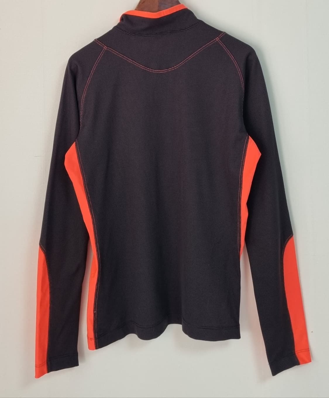 M ) 몬츄라 다크그레이+네온핑크 반집업 기능성 긴팔티 상품이미지2