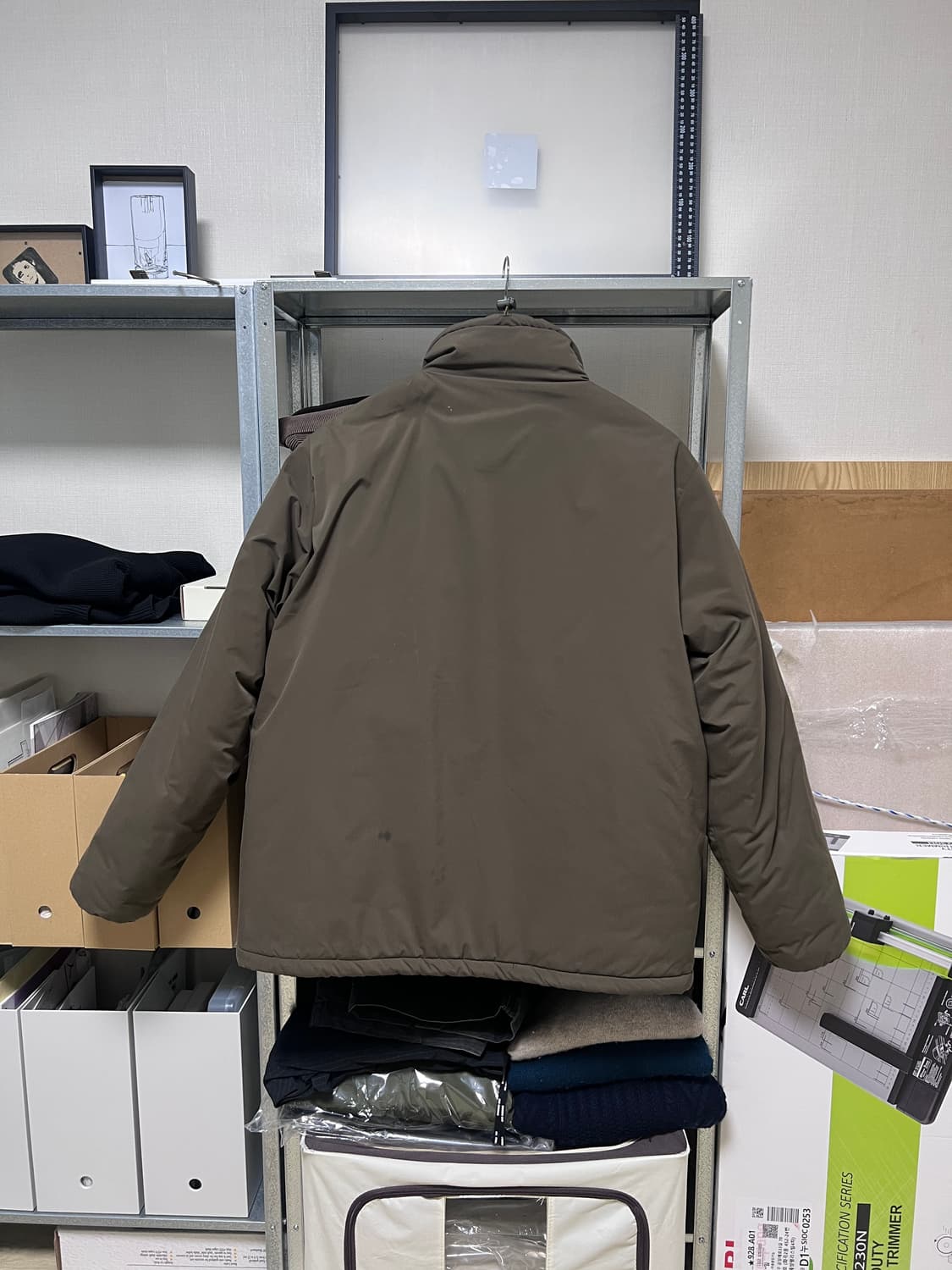 [L] BEAMS+ 프리마로프트 패딩 상품이미지2