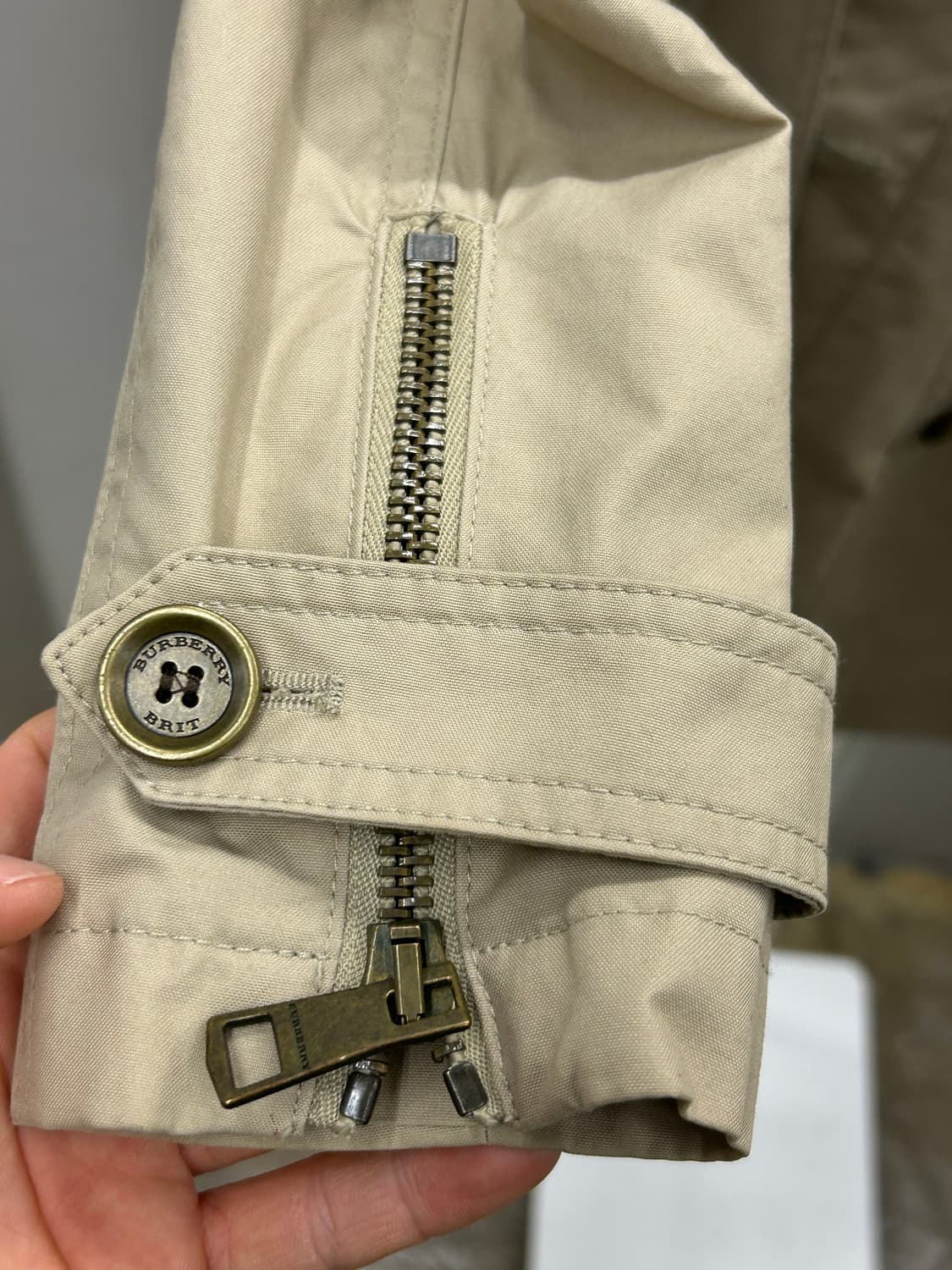 버버리 브릿 베이지 트렌치 코트 상품이미지5