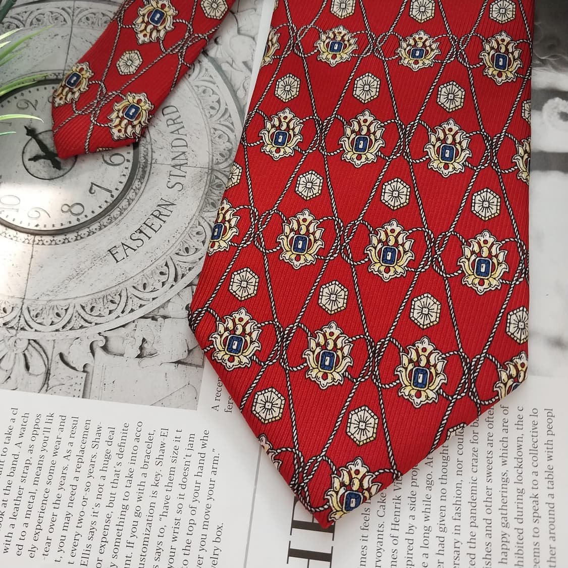 아쿠아스큐텀 실크 레드 로열 체인 넥타이 9.7cm A+등급 K1341
 상품이미지3