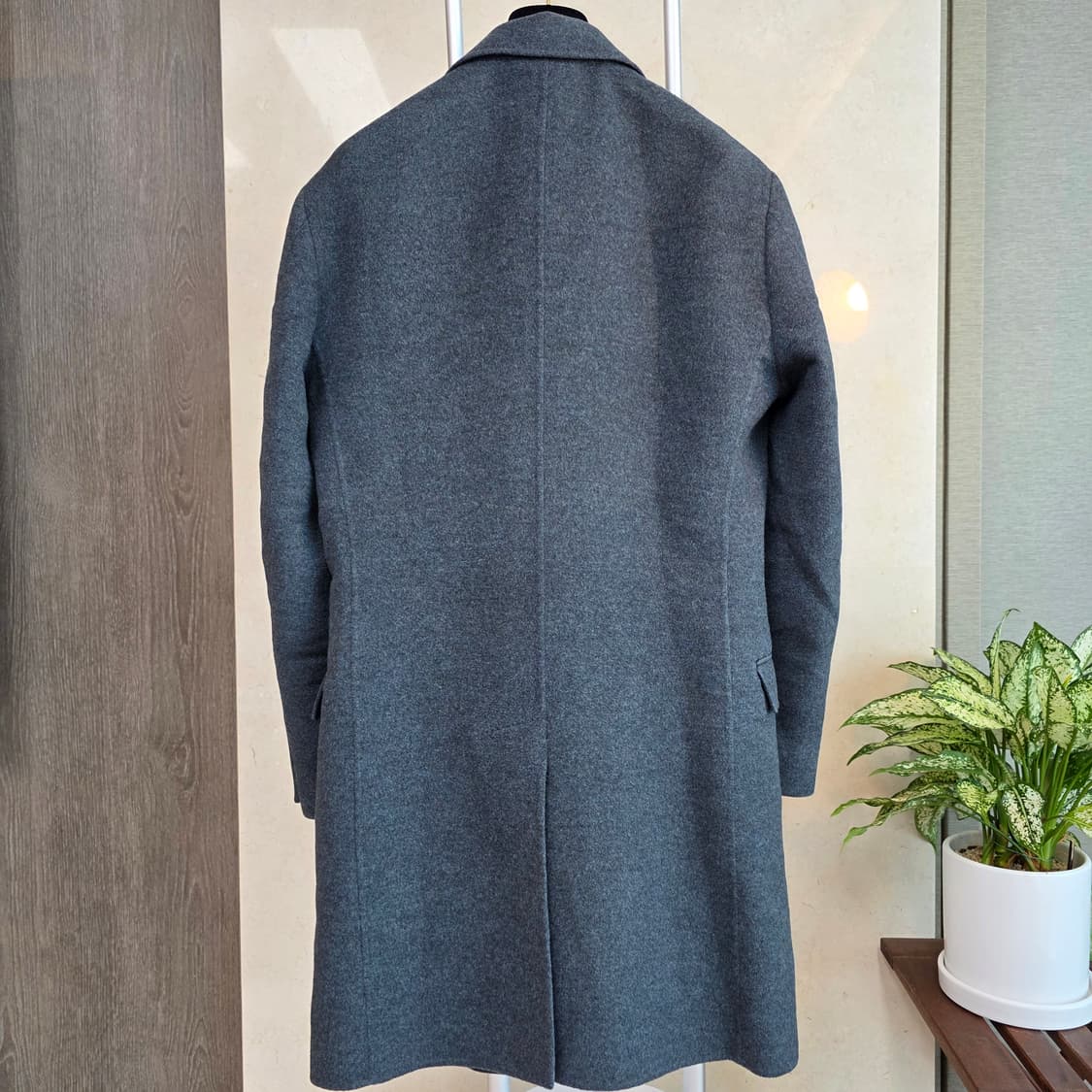 [정품] 로로피아나 캐시미어 100% 코트 (표기 S / M 추천) 상품이미지6