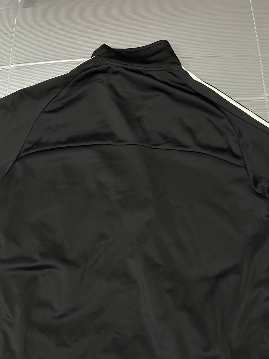 아디다스 에센셜 트랙탑 져지 블랙 105 상품이미지6