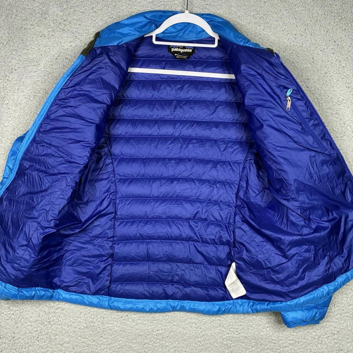파타고니아 경량패딩 블루 상품이미지2