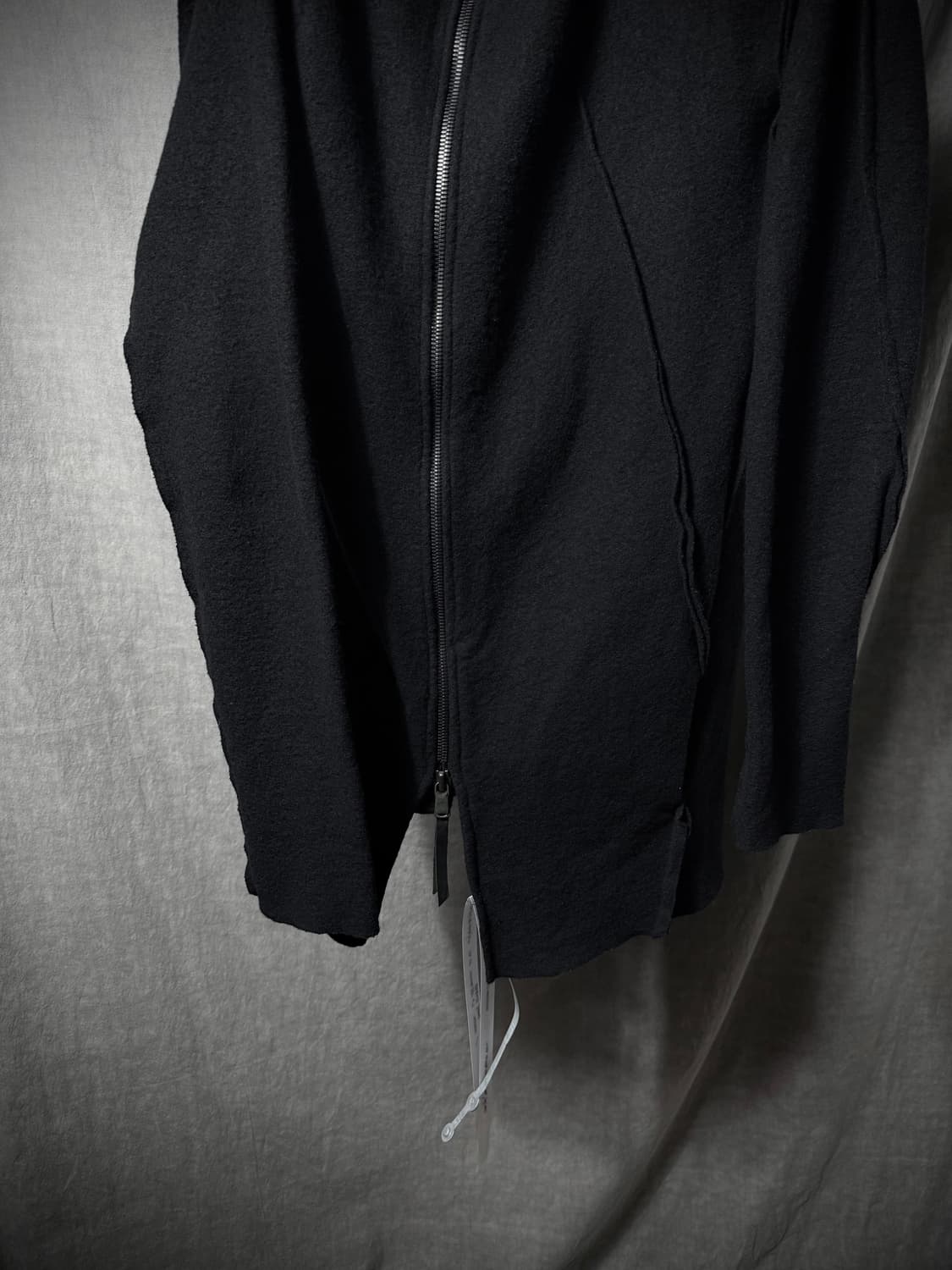 Leon Emanuel Blanck Asymmetric Zip Up 상품이미지4