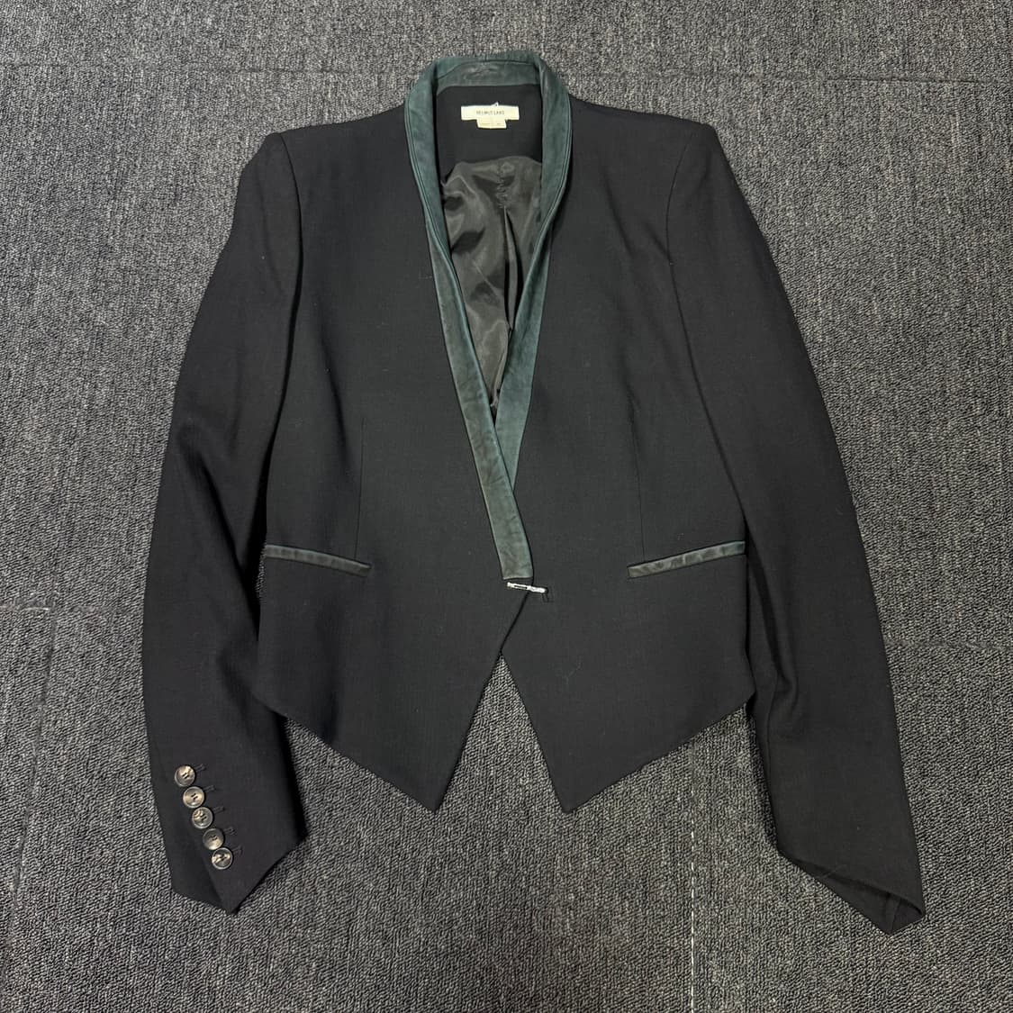 헬무트랭 비대칭 숏 디테일 블레이져 자켓 상품이미지1