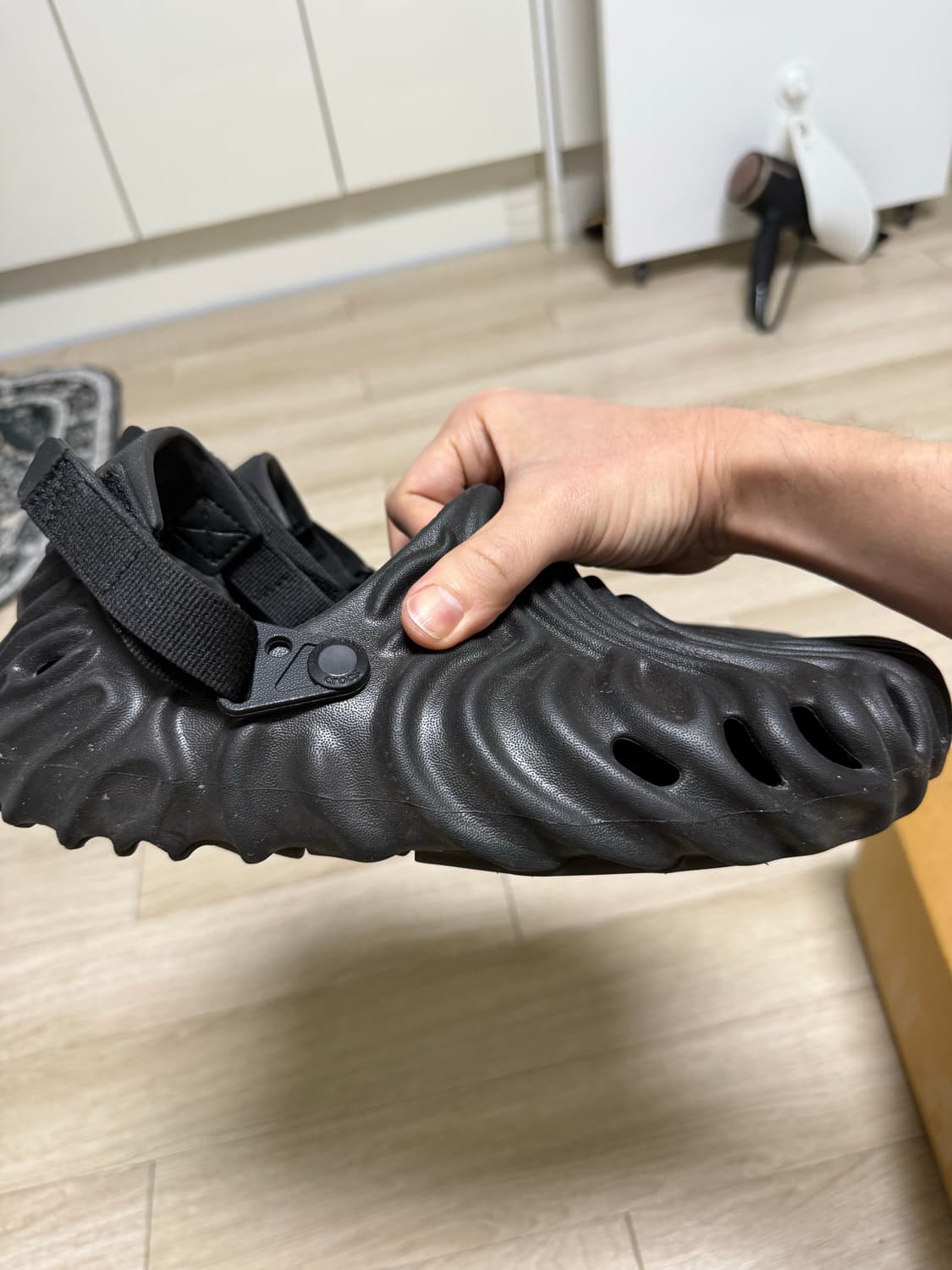 크록스 살레헤 블랙 280 상품이미지3