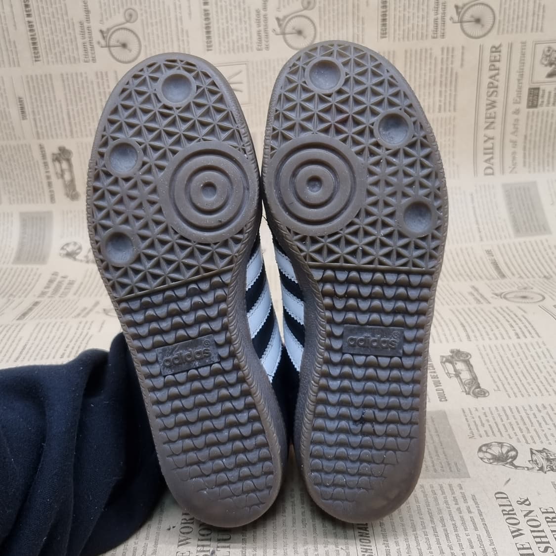 아디다스 삼바 블랙 레더 스니커즈245 상품이미지3