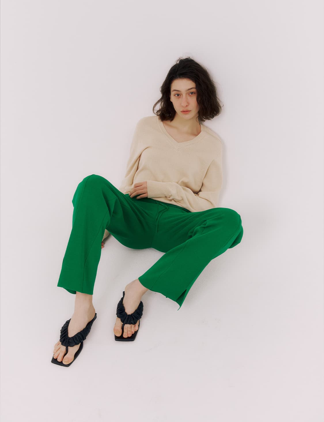 매기 Maggie 블랙 팬츠 상품이미지3