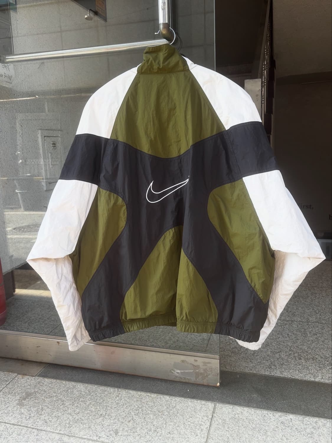 나이키 리이슈 우븐 재킷 리전 그린 상품이미지2
