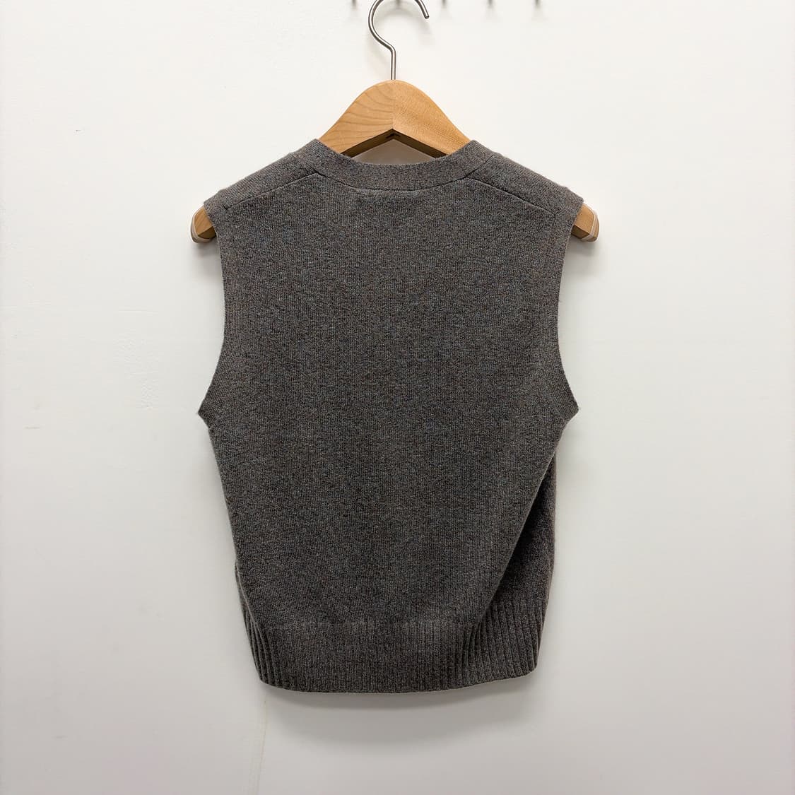 (정품/새상품) 제임스펄스 여성 캐시미어 니트 베스트 그레이 상품이미지4