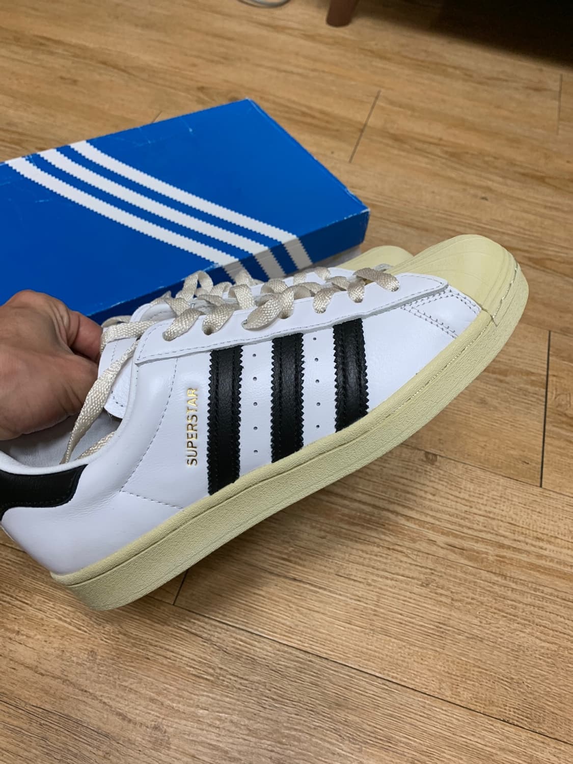 아디다스 슈퍼스타 프리미엄화이트265 새제품 상품이미지3