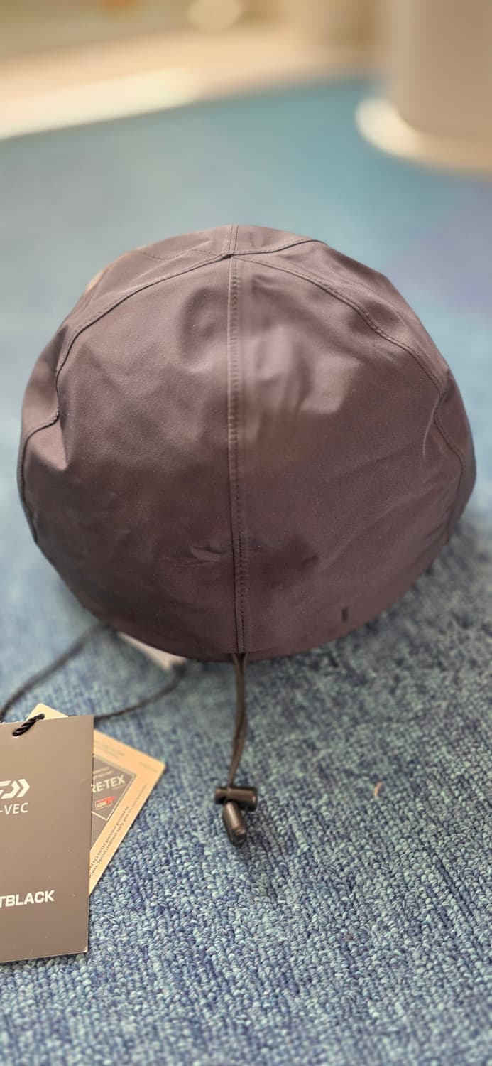 새상품)다이와 D-VEC X 올모스트블랙 고어텍스 상품이미지3