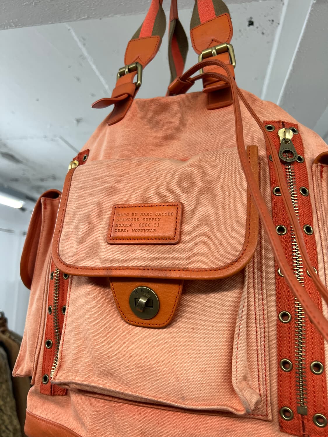 마크제이코스 캔버스 레더 백  상품이미지2