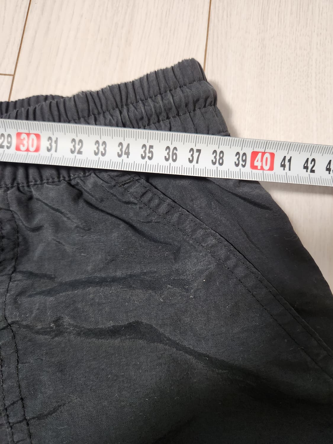 코드그라피 나이론 밴딩 반바지 사이즈L

세탁으로 인한 사용감 외에 오염 상품이미지2