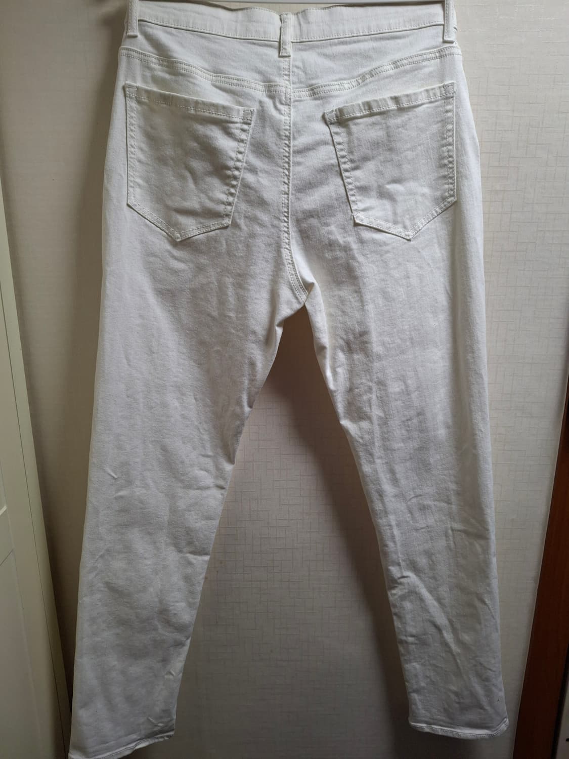 행텐 화이트진 (32) 상품이미지3