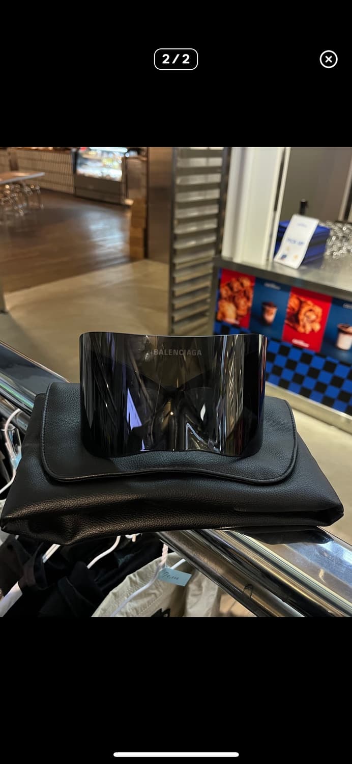 발렌시아가 렉탱글 마스크 선글라스 상품이미지1