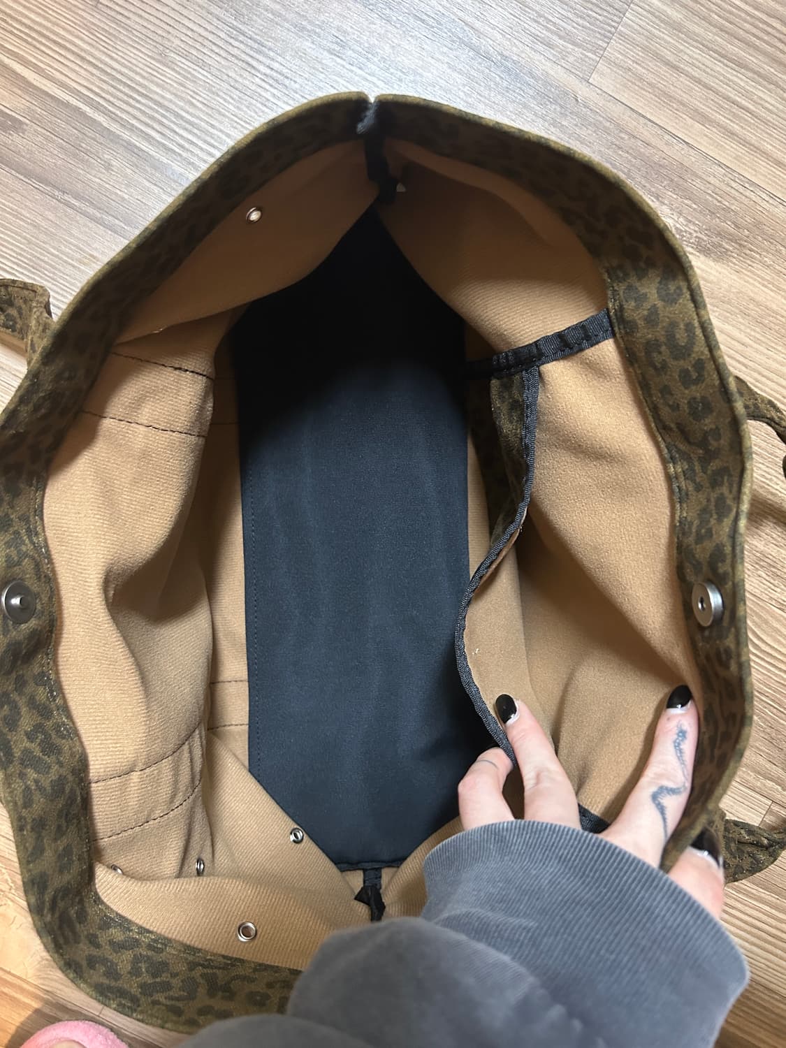 레이브 레오 숄더백 상품이미지4