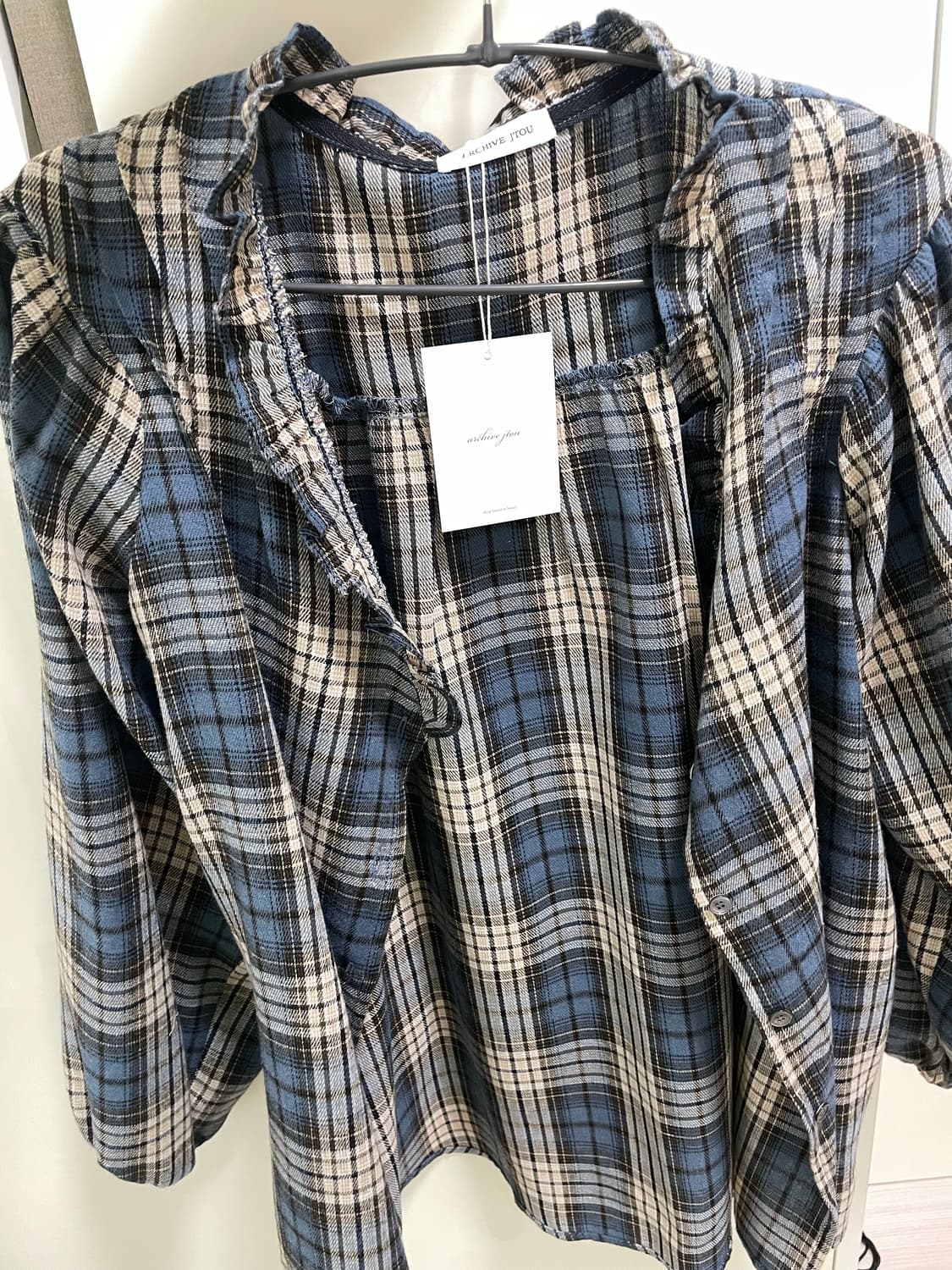 아카이브제이투유 체크 프릴 블라우스 (택o) 상품이미지3