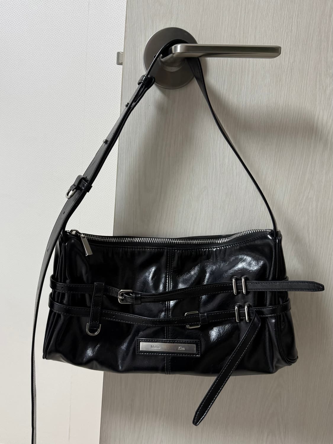 마텡킴 숄더백 블랙 상품이미지1