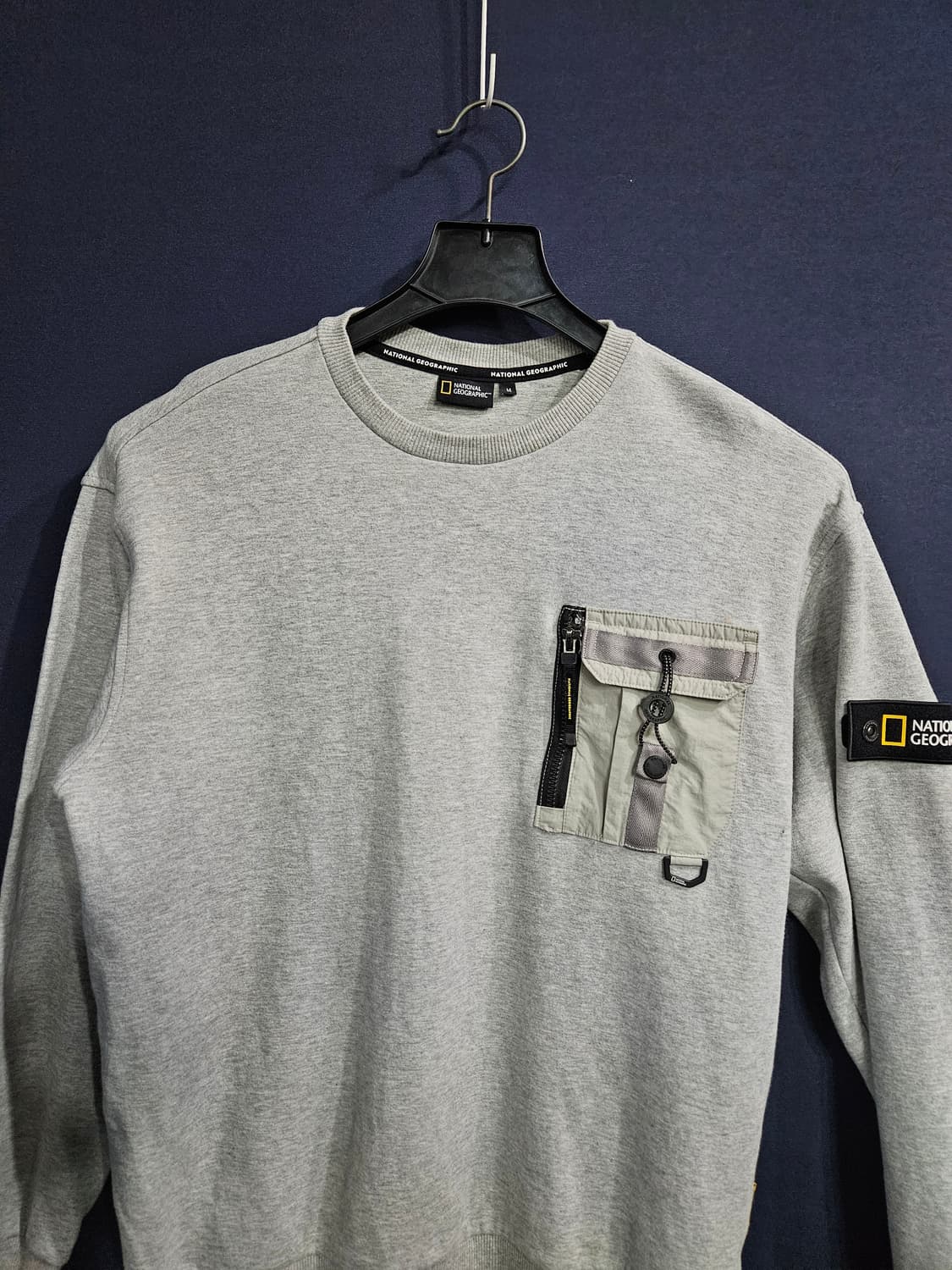 내셔널지오그래픽 그레이 남성 세미오버핏 95 맨투맨  상품이미지7