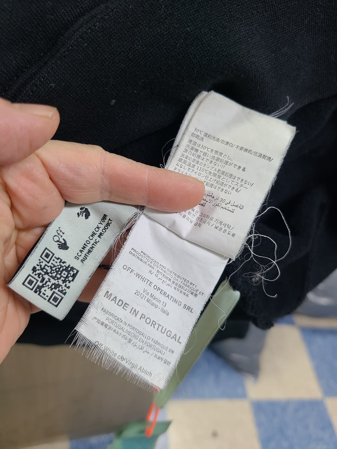 오프화이트 키스 후드티 상품이미지5