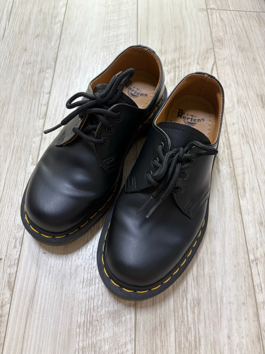 닥터마틴 1461 3홀 스무스 230 상품이미지1