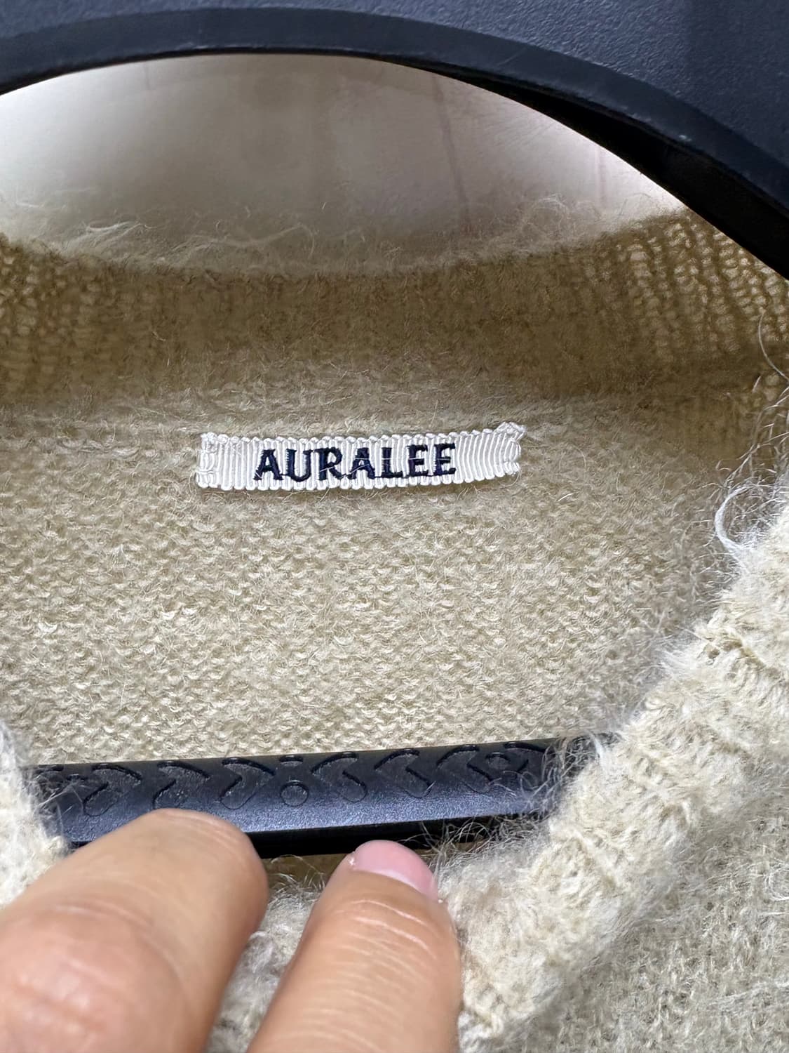 [5] 오라리 브러쉬드 키드 모헤어 니트 베이지 상품이미지5