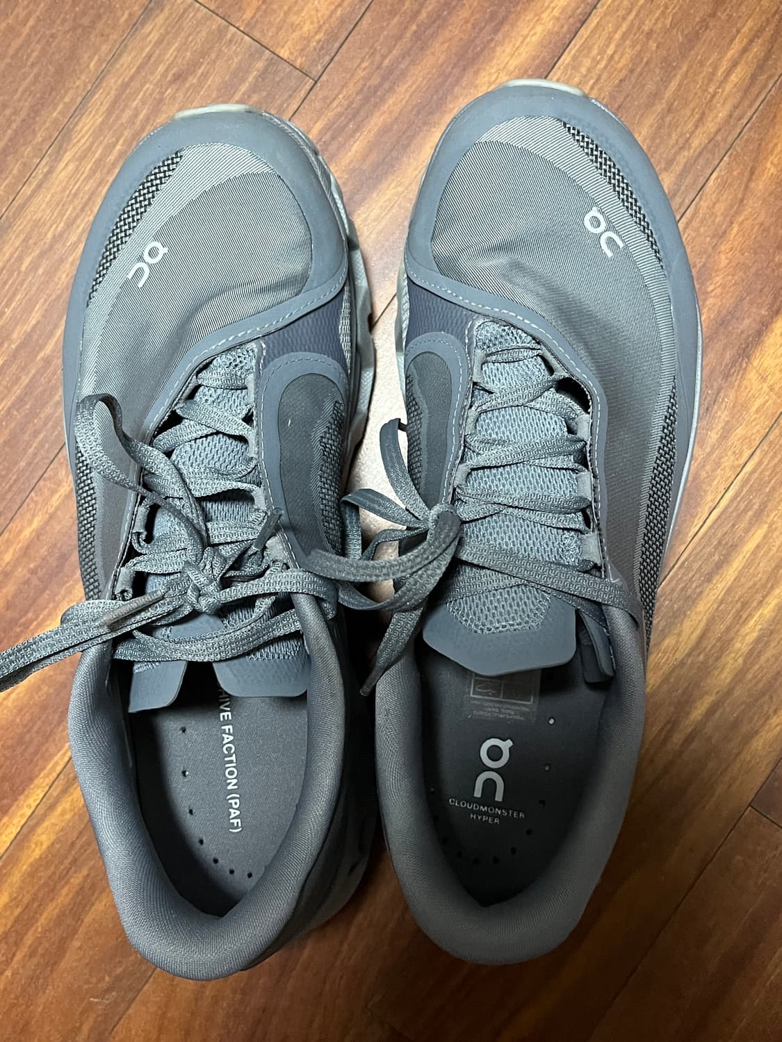 온러닝 파프 클라우드몬스터 하이퍼 그레이 270 상품이미지1