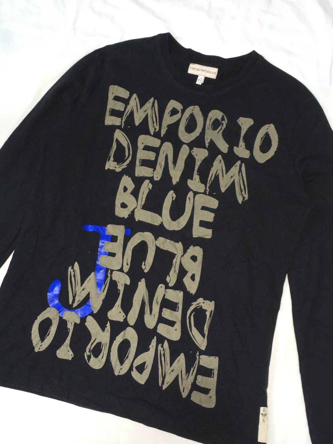 엠포리오 아르마니 Emporio armani 블랙 레터링 티 상품이미지2