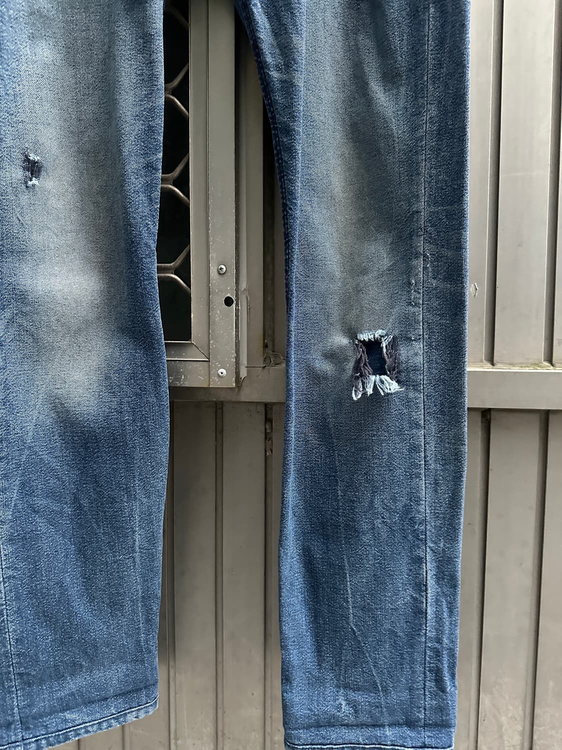 Diesel denim destroyed jeans 상품이미지5