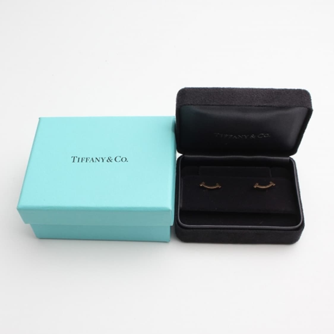 티파니앤코 로즈골드 T스마일 귀걸이 상품이미지5