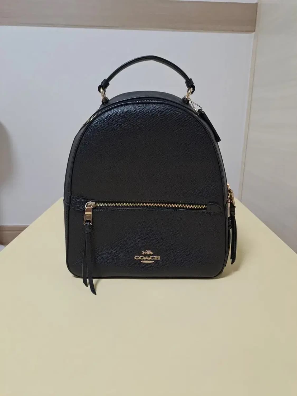 코치 검정 가죽 백팩 Coach 상품이미지1