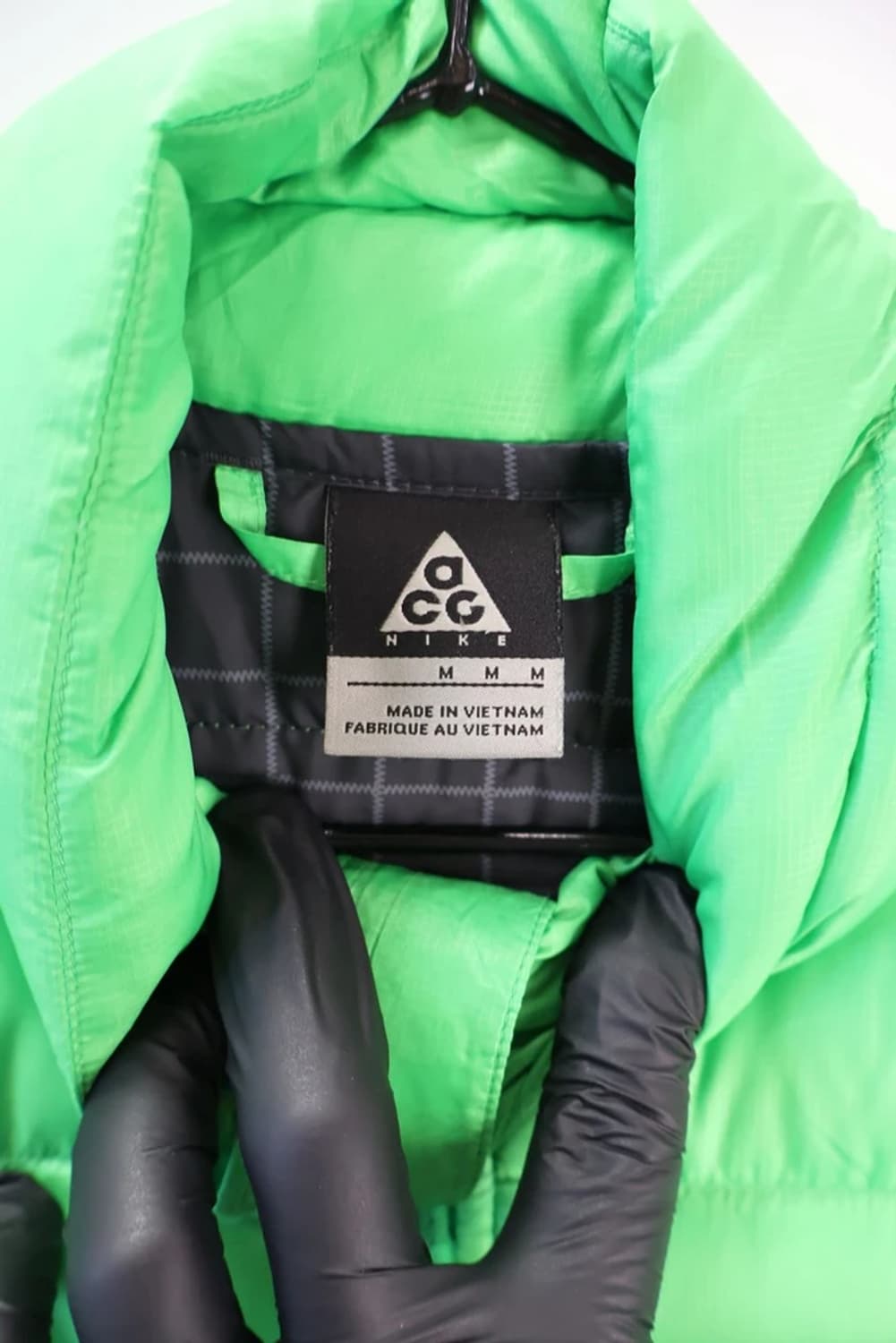 NIKE ACG 네온 라임 구스다운 패딩 상품이미지6