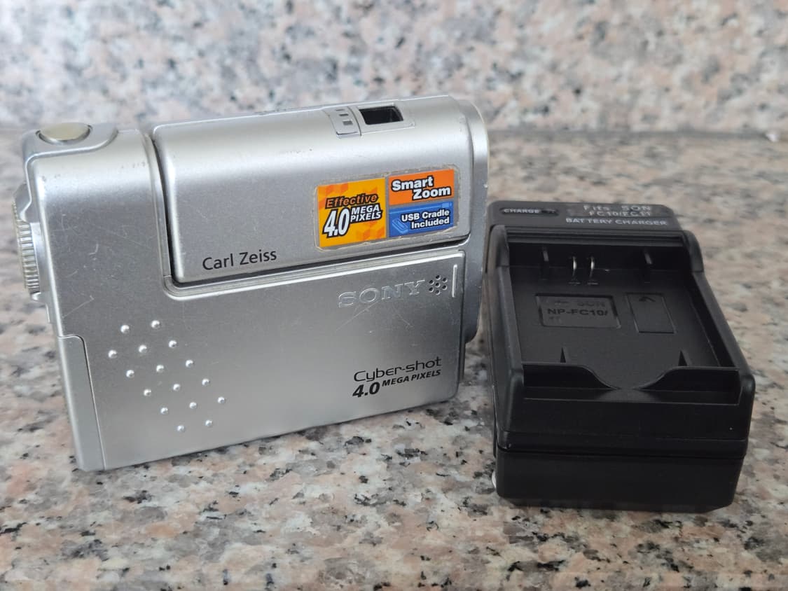 소니 F77 레트로 디카  상품이미지4